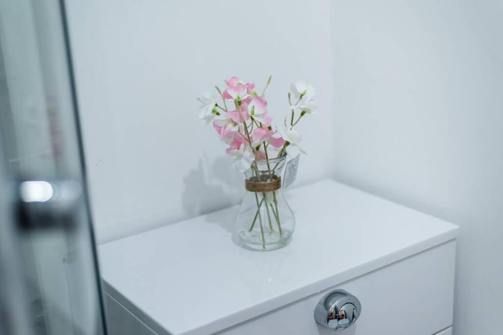 Liverpool City Centre - Fabulous 3 En-Suite Bedrooms - Sleeps 10 People Extérieur photo